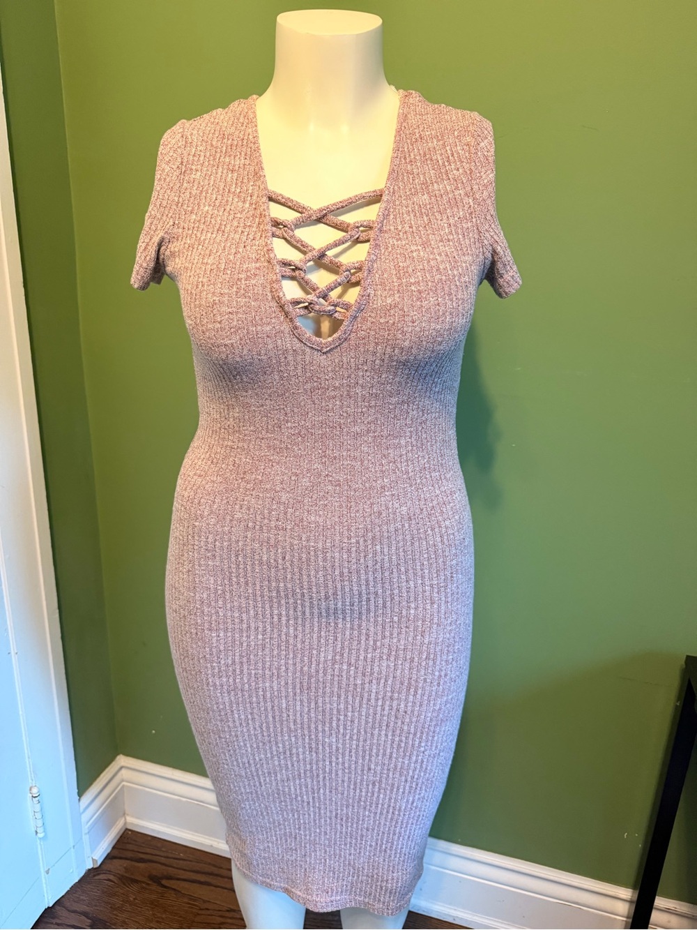 Ribbed Lace-Up V-Neck Midi Dress in Dusty Rose